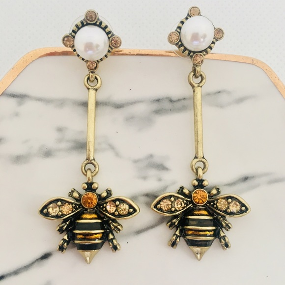 Enamel Bee Crystal Wings Dangle Earrings NWT - Picture 2 of 8
